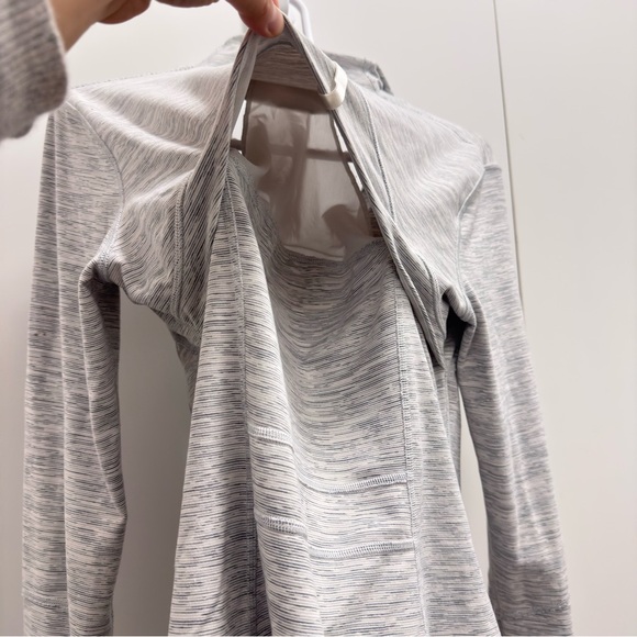 Lululemon define jacket size 12 - Picture 9 of 9